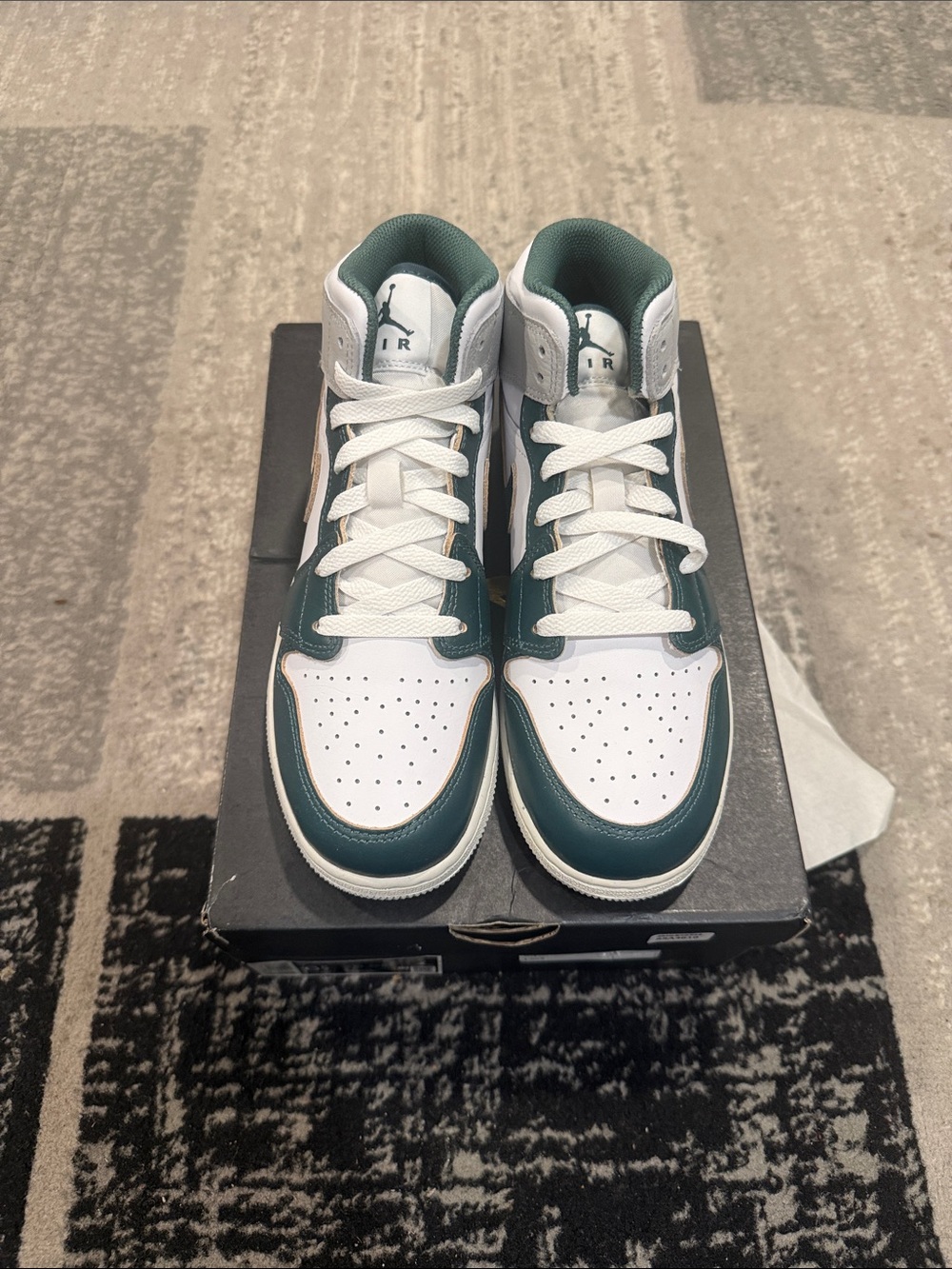 Nike Kids High-Top Sneakers - White & Green